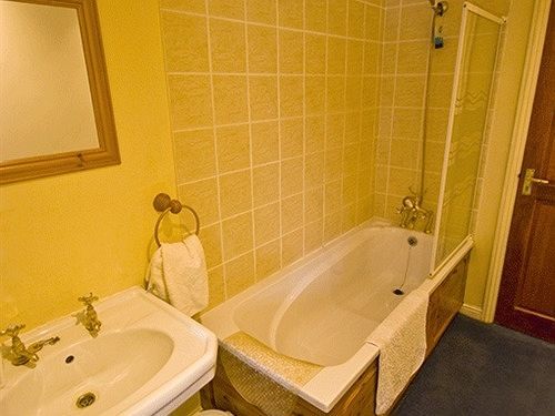 Ramsey  샤이어 로지 비앤비 B&B 외부 사진